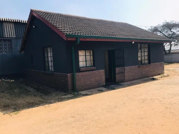 Warehouse and offices for lease in Marondera 
