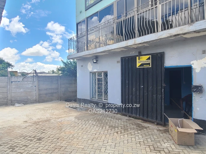 Compact Office suite in prime industrial hub