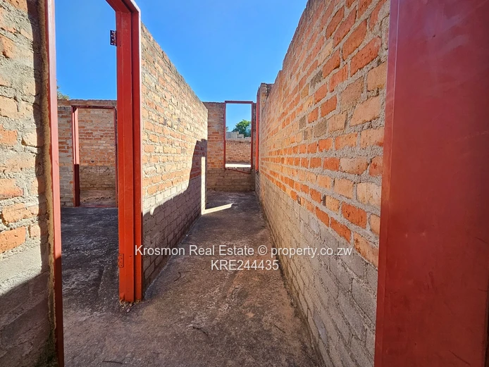Partly Built 4-Bed Brick Shell on 2,075m² – Marondera