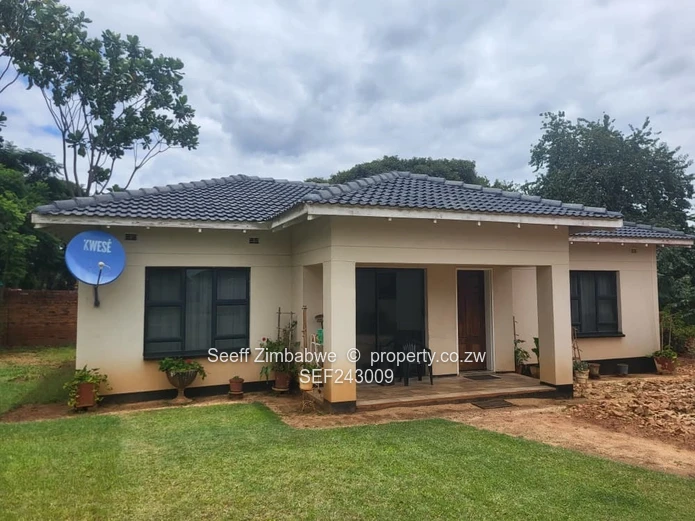 Mandara 5-Bed on 4869m² — Granite Island Kitchen & Borehole