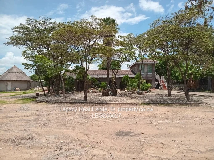 Multi-Purpose Warehouse & Yard at Chikwanha Shopping Centre with Road Frontage 