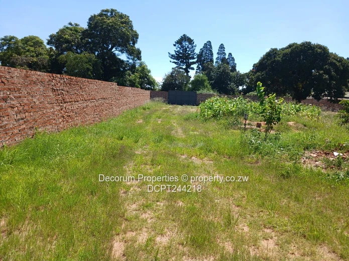 For Sale: 4000m² Residential Stand in Greendale, Letombo