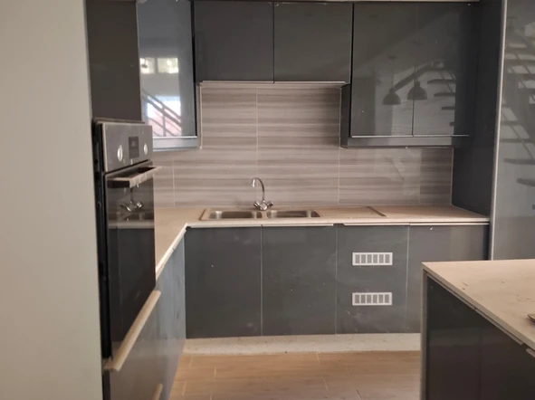 3 Bedroom Garden Flat