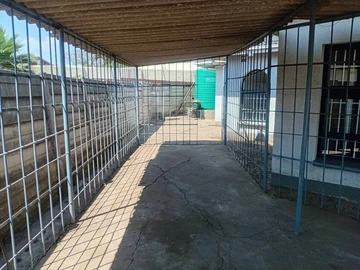 3 Bedroom Flat & Apartment