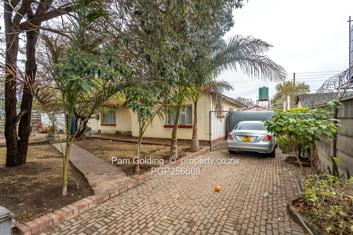 Neat Family Home for sale!