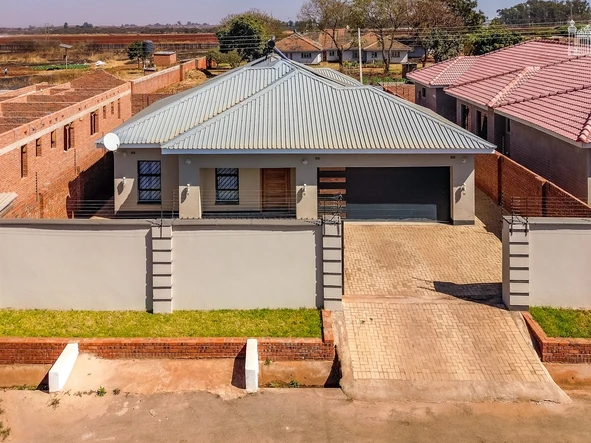 4 Bedroom House