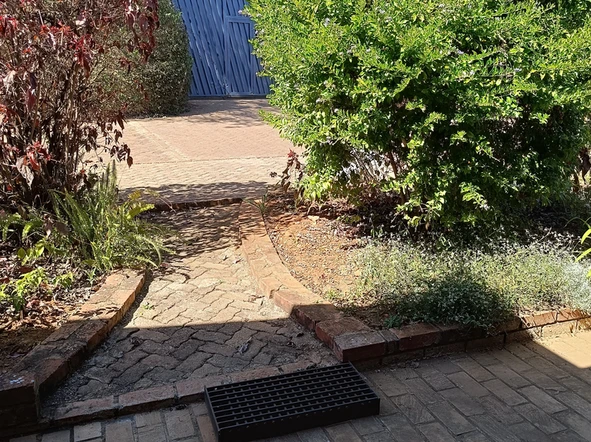 2 Bedroom Garden Flat