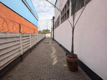 Warehouse & Factory