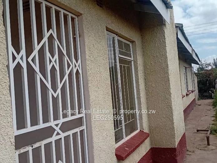 Recently Renovated 5-Bedroom House To Let Near Nice Time Shops