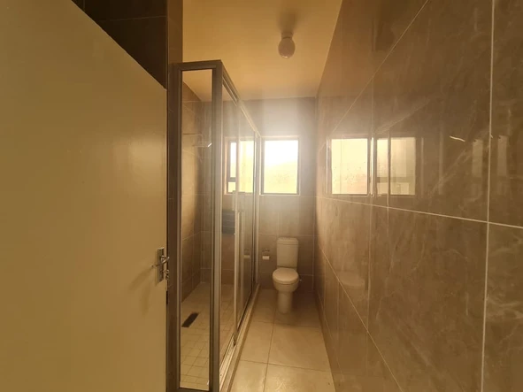 3 Bedroom Flat & Apartment