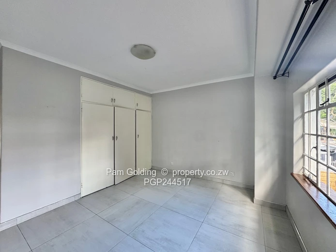 Lovely 3 bedroom Duplex Apartment- Upper Avenues