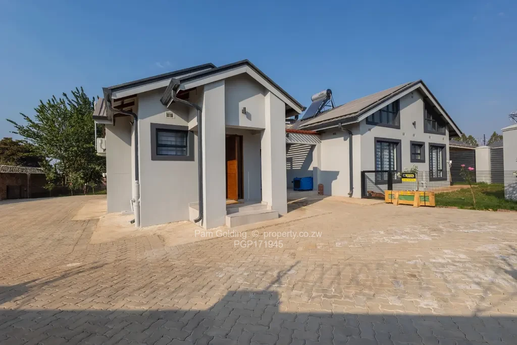 3 Bed Townhouses & Complexes for Sale in Mere, Quinnington PGP171945