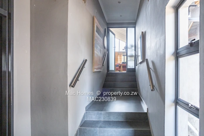 Gletwin's Finest- Come see it for yourself (Sole Mandate)