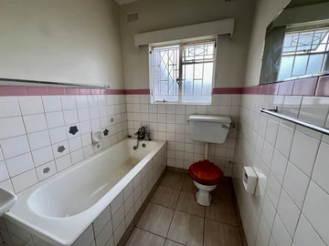 2 Bedroom Garden Flat