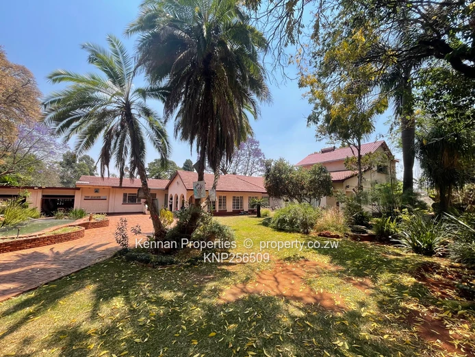 House & Flatlet With 7 Bedrooms - Furnished