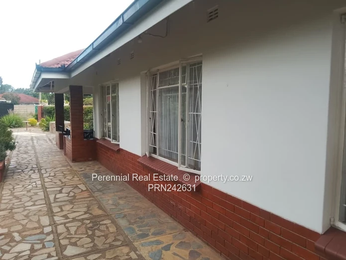 House for rent in Braeside