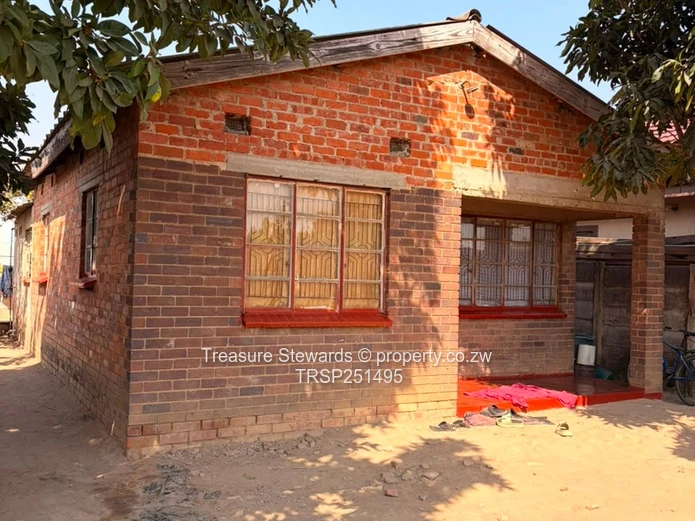 House For Sale In Zengeza