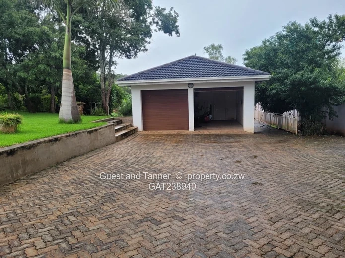 Cottage For Rent In Borrowdale 