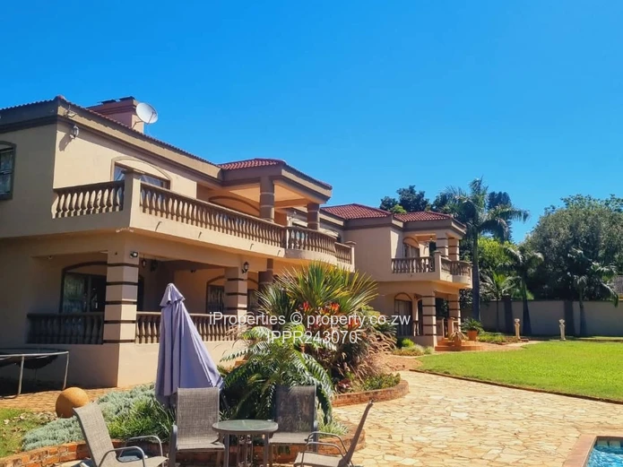 Spacious 6-Bed  Home with Pool & Borehole