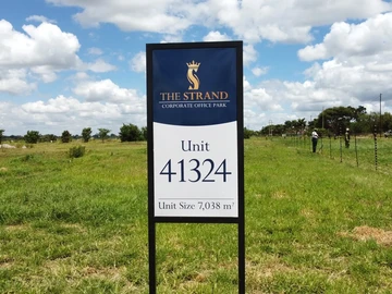 Commercial & Industrial Land