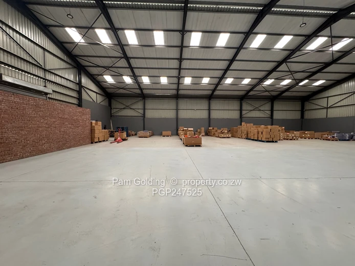 Warehouse available to rent - Graniteside 