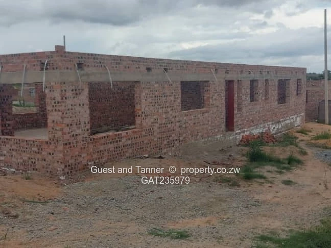 Incomplete 3-Bedroom House for Sale in Donnybrook Goshen City – Prime Location Near Zimre Park