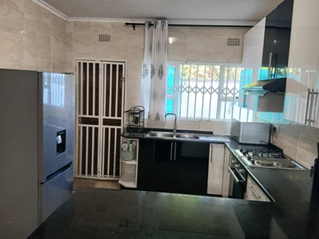 2 Bedroom Garden Flat