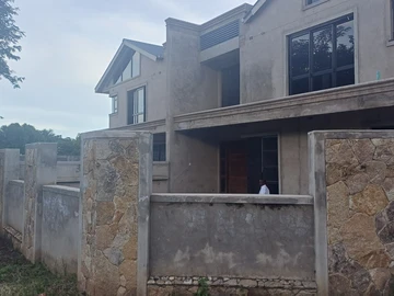 4 Bedroom Garden Flat