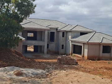 6 Bedroom House