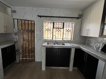 3 Bedroom Garden Flat