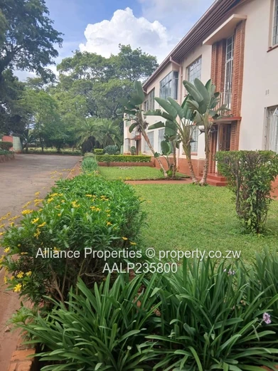 Spacious Simplex 2-Bedroom Flat with Garage & Playground Access