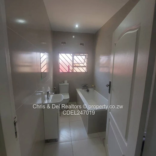 Adylinn - a beautiful house in a Gated Community in Westgate