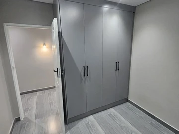 3 Bedroom Flat & Apartment
