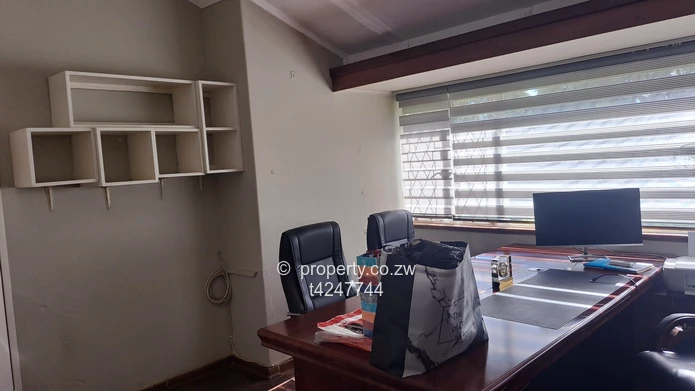 Hillside 3 bedroom house to rent as offices 