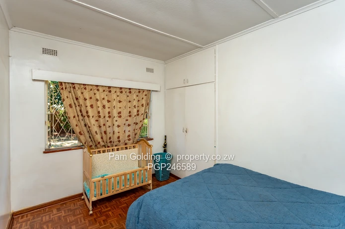 Rhodesville – 4 Bedroom Family Home With A Prolific Borehole