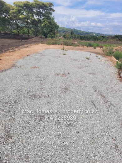 Borrowdale stand for sale - 130k (Sole Mandate)