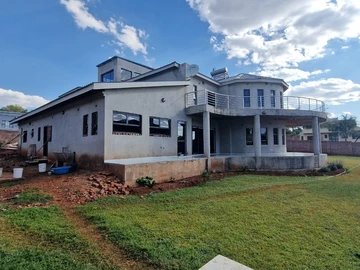 5 Bedroom House