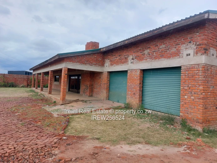 Pomona Commercial Property 