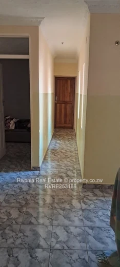 4-Bed Family Home in Nharira — 2440m² with Borehole