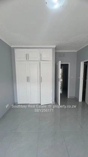 4 bedroomed duplex garden flat to rent 