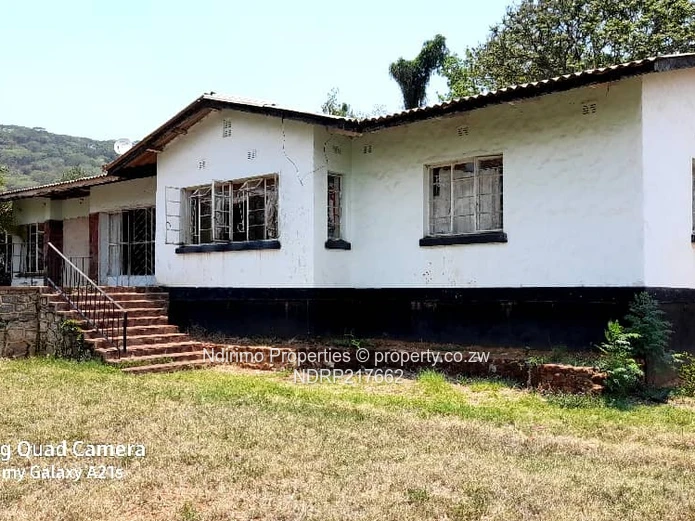 Redcliff House |Kwekwe (Sole Mandate)