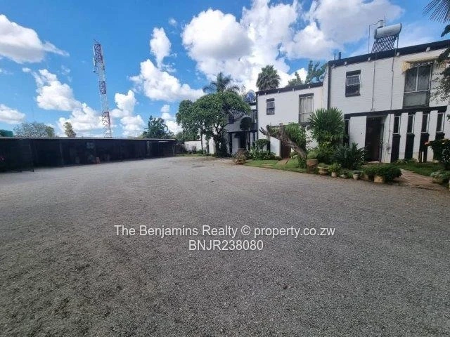 Modern Apartment In Strathaven