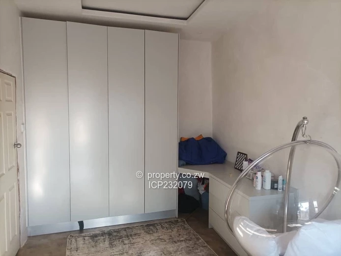 Double story in crowhill views for sale with a Tittle Deed going for 180k neg