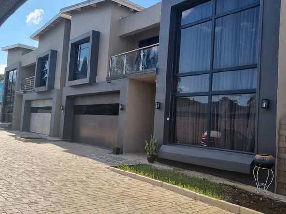 4 Bedroom Townhouse Complex