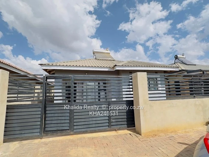 Reinham House to Rent For 1 June 2026