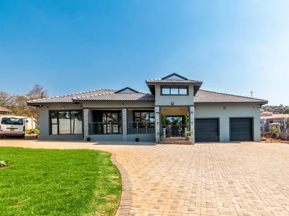 Gletwin House For Sale