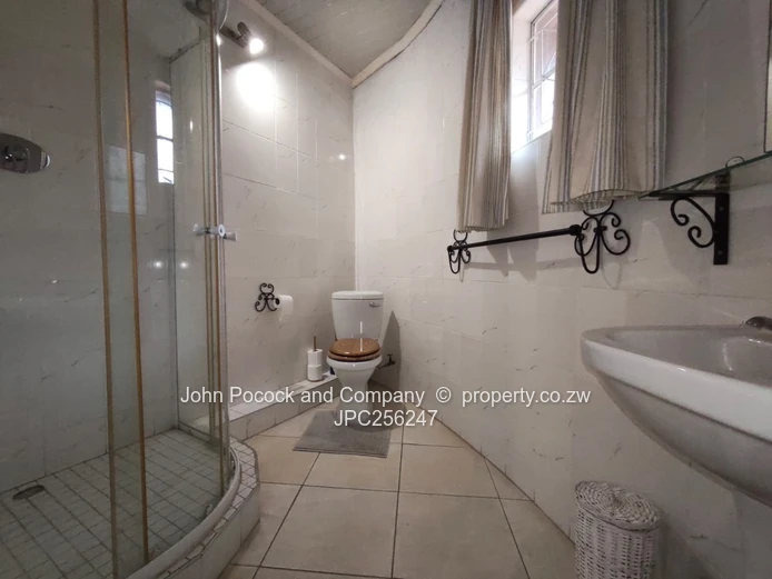 Burnside - Space & Privacy & Natural Setting