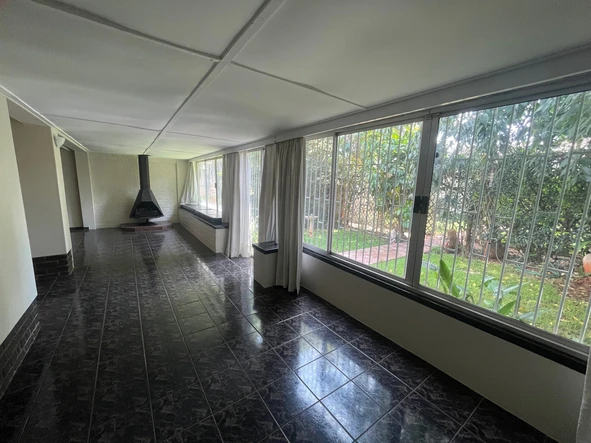 2 Bedroom Garden Flat