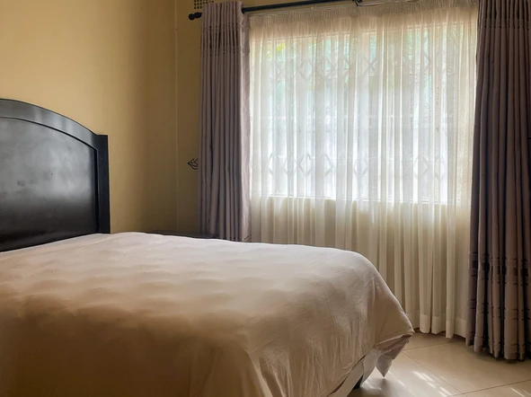 3 Bedroom Garden Flat