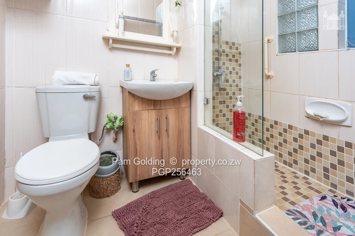 Charming Furnished Townhouse In Avondale